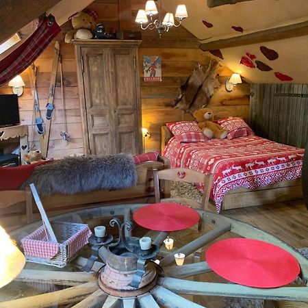 Gite "Le Refuge" Dans Un Domaine De 7Ha Au Calme Vimoutiers Luaran gambar