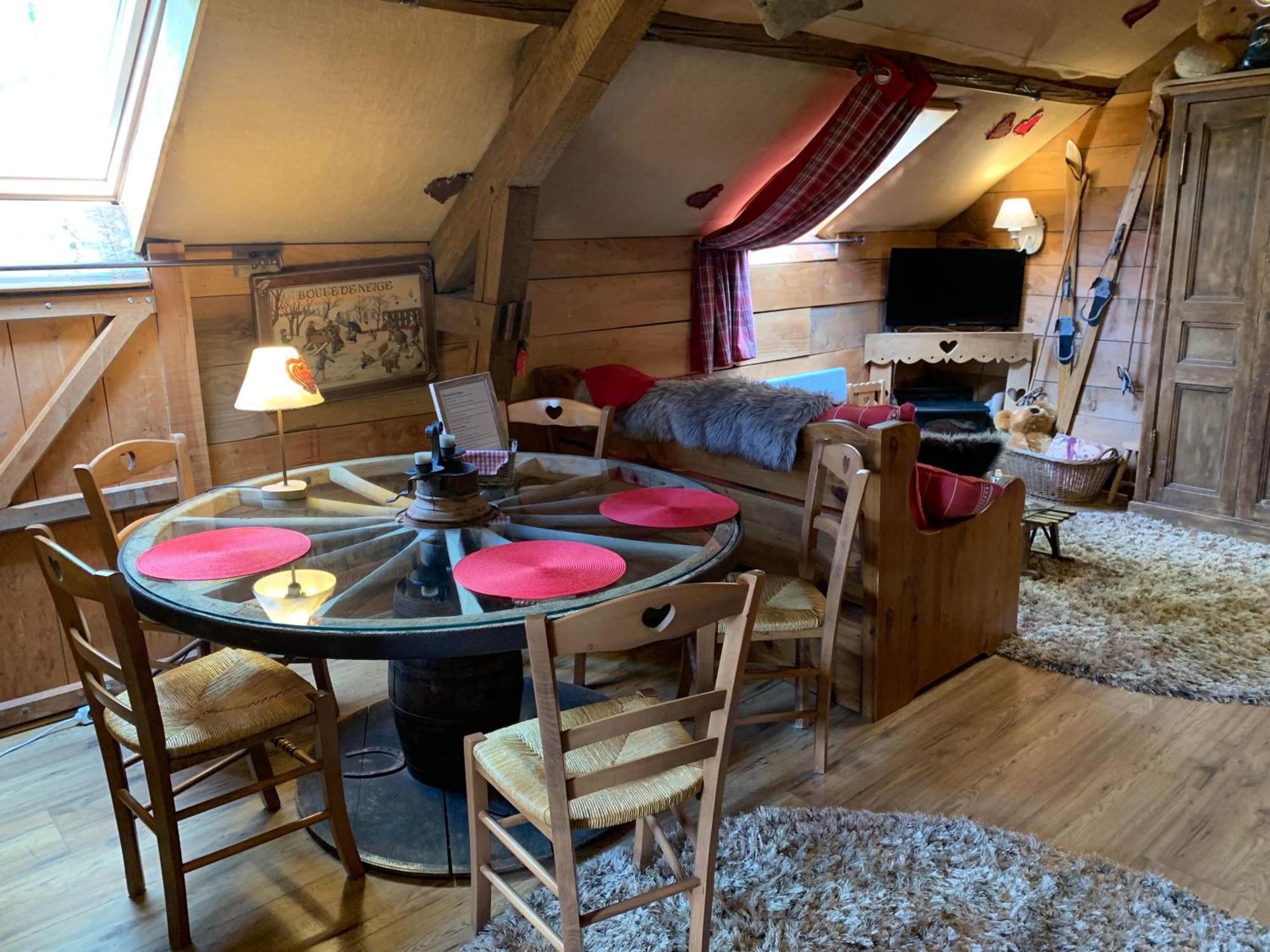 Gite "Le Refuge" Dans Un Domaine De 7Ha Au Calme Vimoutiers Luaran gambar
