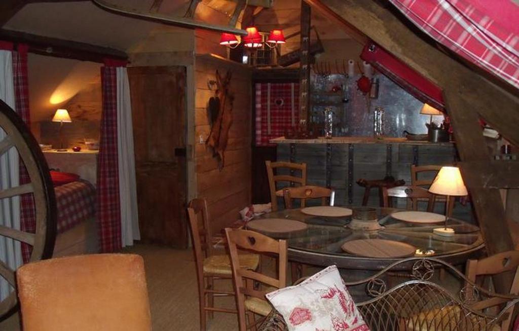 Gite "Le Refuge" Dans Un Domaine De 7Ha Au Calme Vimoutiers Luaran gambar